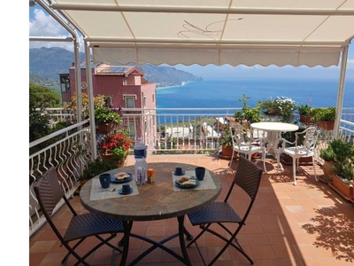 Affitto Appartamento Vacanze a Taormina, Via Luigi Pirandello 59b