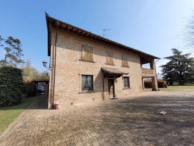 Villa in vendita a Sale