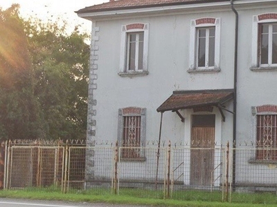 Casa Indipendente in Via Alessandro Volta, 5, Boffalora sopra Ticino (MI)