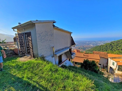 Casa indipendente in vendita Massa-carrara