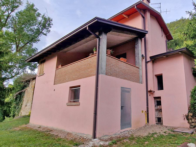 Casa indipendente in vendita Reggio nell'emilia