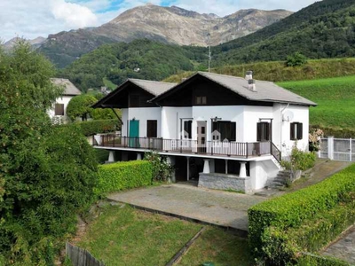 Casa Indipendente in Vendita ad Valchiusa - 105000 Euro