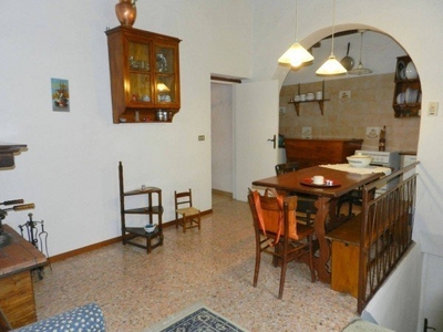 Appartamento in vendita 1 Stanza da letto a Castellina Marittima