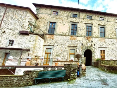 Appartamento in Vendita a Villafranca in Lunigiana Via Don e. Carzolari