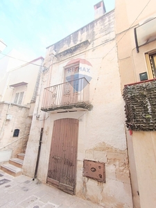 Casa indipendente in Via Notar Giuseppe Loconte, Bitritto, 2 locali