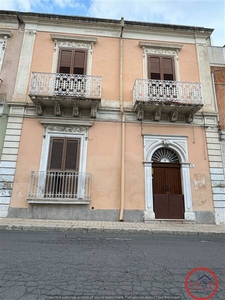 Casa singola in Via Lincon 8 a Avola
