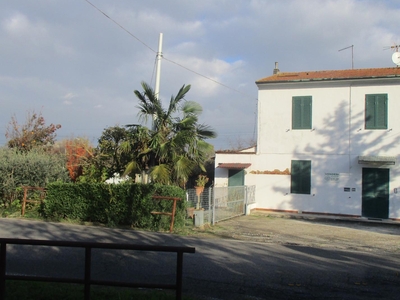Porzione di casa in vendita a Pontedera