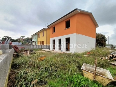 Villa nuova a Pieve d'Olmi - Villa ristrutturata Pieve d'Olmi