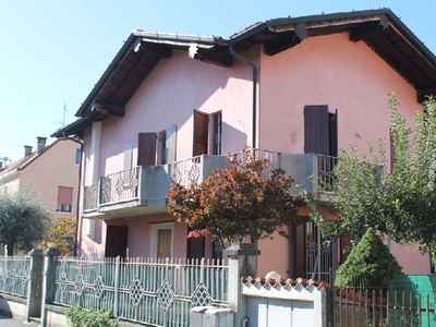 Villa singola in Via Adamello 24, Brescia, 7 locali, 3 bagni, 321 m²