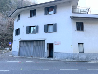 Appartamento in vendita a Algua Bergamo