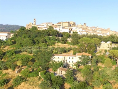 Colonica in vendita a Cortona Arezzo