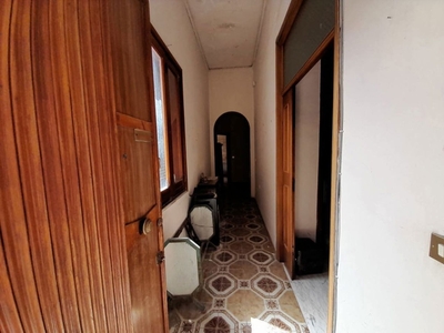 Appartamento in Spineti, Caivano, 5 locali, 1 bagno, 115 m², 1° piano