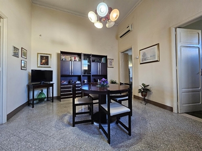 Appartamento in VIA A. LAMARINA 19, Latiano, 7 locali, 2 bagni, 186 m²