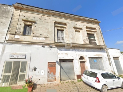 Appartamento in Via Duca degli Abruzzi, Soleto, 5 locali, 2 bagni