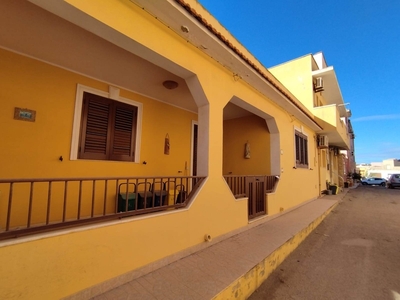 Appartamento in Via Libia 18, Lampedusa e Linosa, 6 locali, 2 bagni