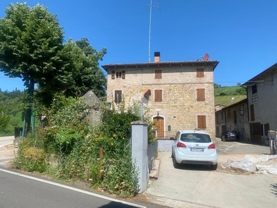 Casa indipendente in vendita a Fiorano Modenese