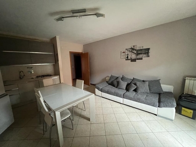 Trilocale a Empoli, 1 bagno, 70 m² in vendita