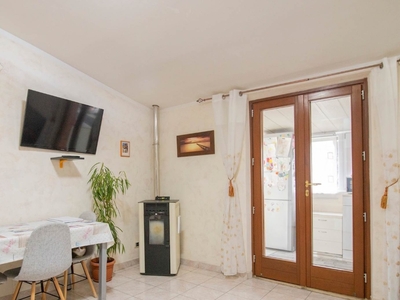 Trilocale in Via Tevere snc, Bastia Umbra, 1 bagno, 70 m², 2° piano