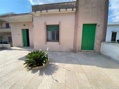 Villa in Via Ruffano 5, Casarano, 8 locali, arredato, 200 m²