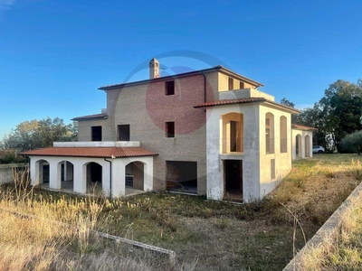 Villa singola in Via Principale, Mozzagrogna, 12 locali, 4 bagni