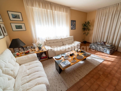 Appartamento in villa via Annibale Comessatti, Via Martignacco, Udine