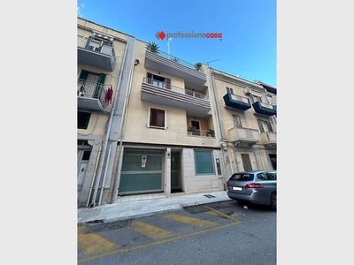 Appartamento in vendita a Bari, Via Pasquale Paoli - Bari, BA