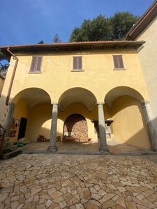 Appartamento in Via Bernasconi - Como
