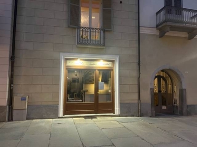 Attivit? commerciale in affitto/gestione, Cuneo centro storico