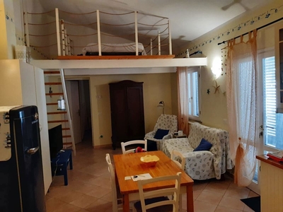 Bilocale in Affitto a Livorno, 650€, 60 m², arredato