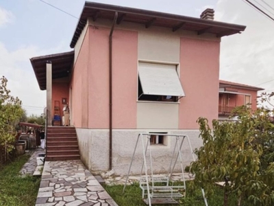 Villa Luni, La Spezia
