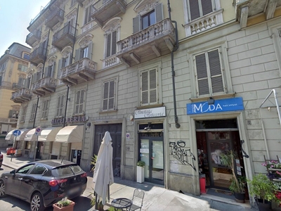 Trilocale in Vendita a Torino, zona Crocetta, 274'000€, 78 m²