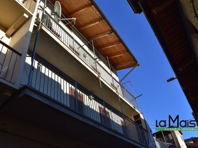 Casa indipendente in vendita a Palazzo Canavese