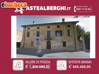 Albergo in Vendita a..