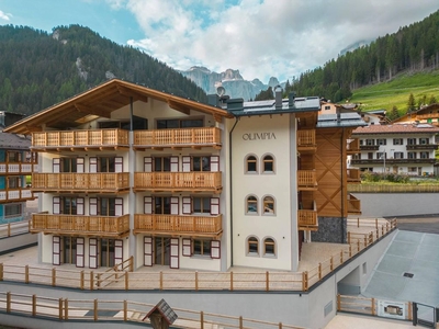 Appartamento di prestigio di 111 m² in vendita Strèda de Ciampac, Canazei, Trentino - Alto Adige