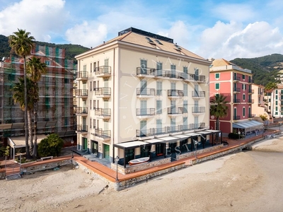 Appartamento di prestigio di 85 m² in vendita Laigueglia, Italia