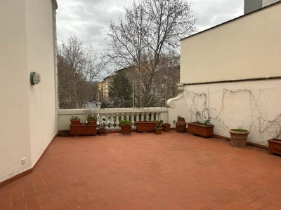 Appartamento in affitto a Firenze Mazzini