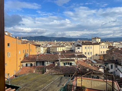 Appartamento in affitto a Firenze Ponte Vecchio