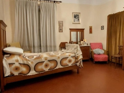 Appartamento in Affitto a Massa, 750€, 80 m², arredato, con Box
