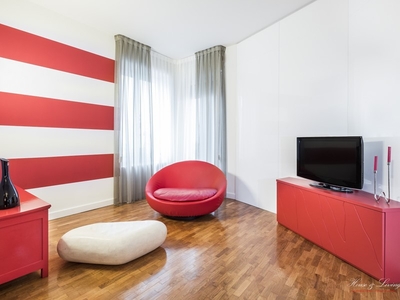 Appartamento in Affitto a Torino, 1'800€, 205 m²