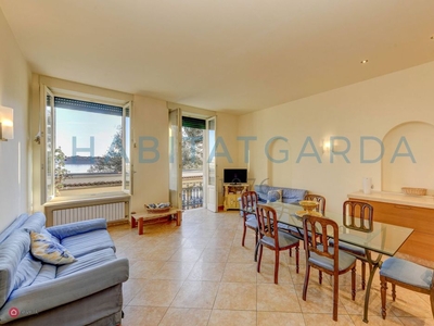 Appartamento in Affitto in Corso Giuseppe Zanardelli 74 a Gardone Riviera