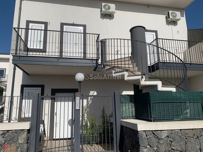 Appartamento in Affitto in Via Canale Torto 317 a Acireale