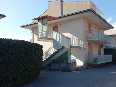 Appartamento in vendita a Acireale Catania Stazzo