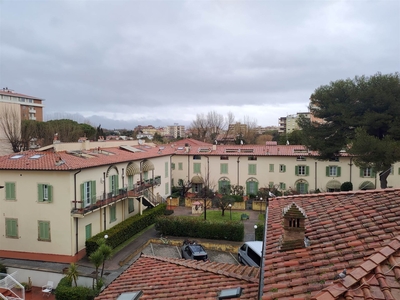 Appartamento in vendita a Livorno Accademia