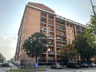 Appartamento in Vendita a Torino, zona Mirafiori nord, 310'000€, 149 m²