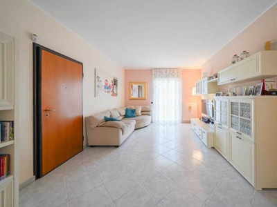Appartamento in Vendita ad Palo del Colle - 165000 Euro