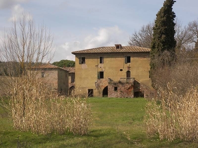 For Sale: Historic Farmhouse Near Torrita di Siena, Tuscany