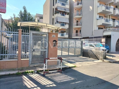 Garage in vendita a Bisceglie via Giovanni Bovio, 223
