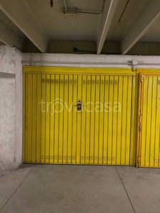 Garage in vendita a Cuneo piazza Boves, 1