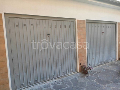 Garage in vendita a Levico Terme via Giuseppe Garibaldi, 36