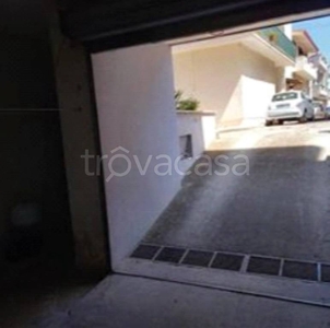 Garage in vendita a Oria via Colle Iris, 4